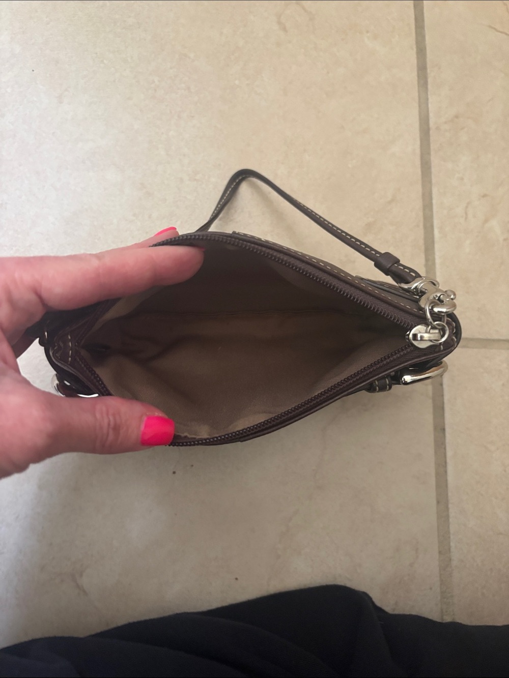 Coach Soho Dark Brown Leather Wristlet with Contrast Stitching - Picture 4 of 5